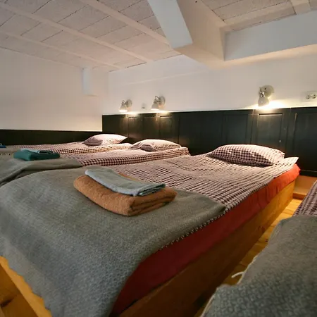 Mikunda Bed and Breakfast Χρζάνοβ