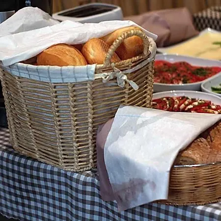 Mikunda 3* Chrzanów