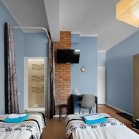 Bed and Breakfast Mikunda 2*